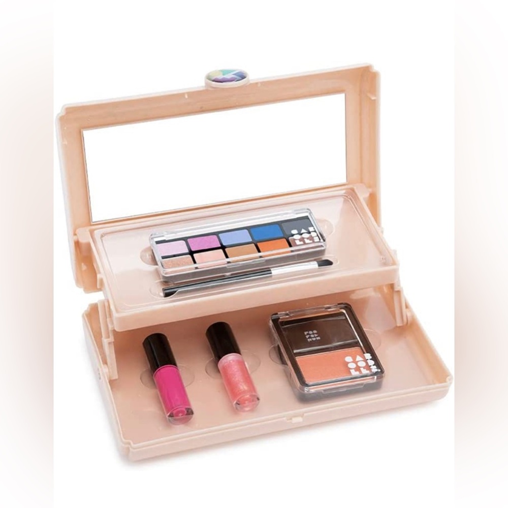 Caboodles Take It Cosmetic Set - Shooting Star | Gift Set Cosmetic Organizer